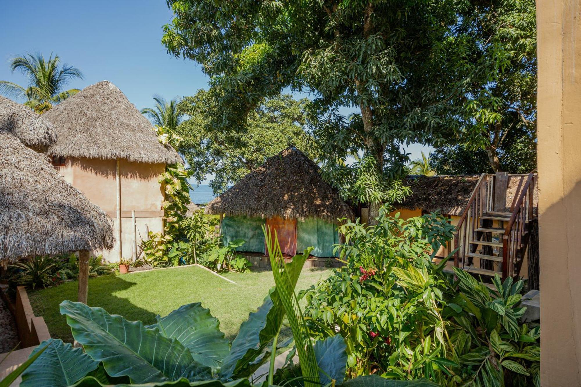 Amaca Beach Hotel - Eco Resort Quiimixto Quimixto Ngoại thất bức ảnh